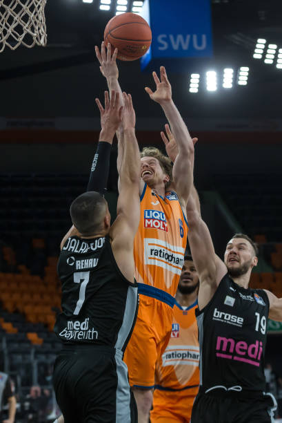 击败利兹联 击败利兹联